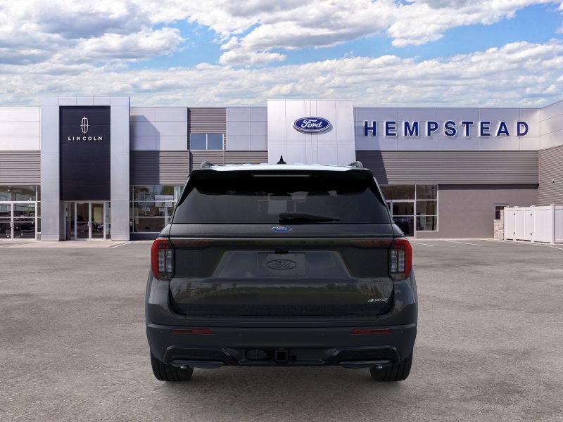 New 2026 Agate Black Metallic Ford ST-Line image 5