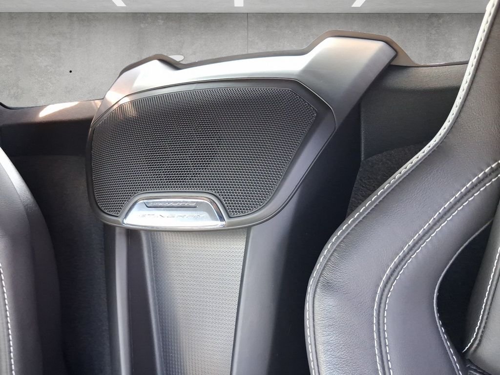 Used 2022 Red Chevrolet Stingray image 22
