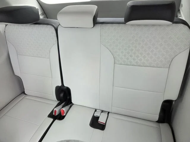 2026 GMC Acadia Denali - Photo 8