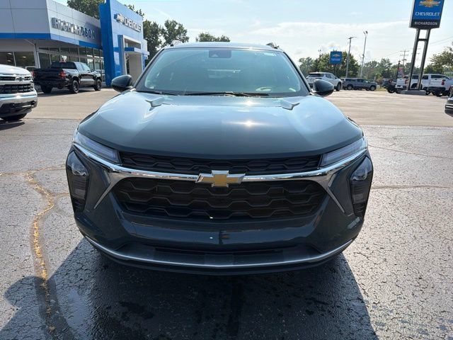 2026 Chevrolet Trax LT - Photo 8