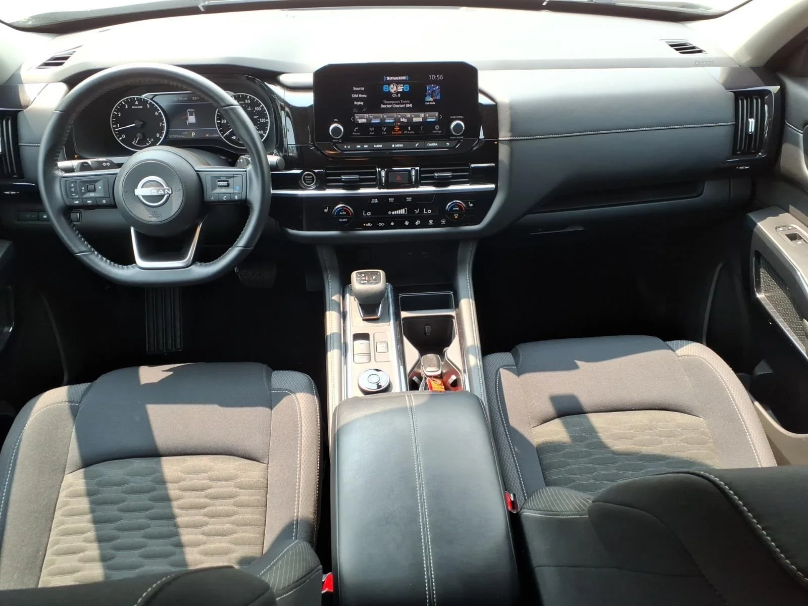 Used 2024 Pearl White Tricoat Nissan SV image 11