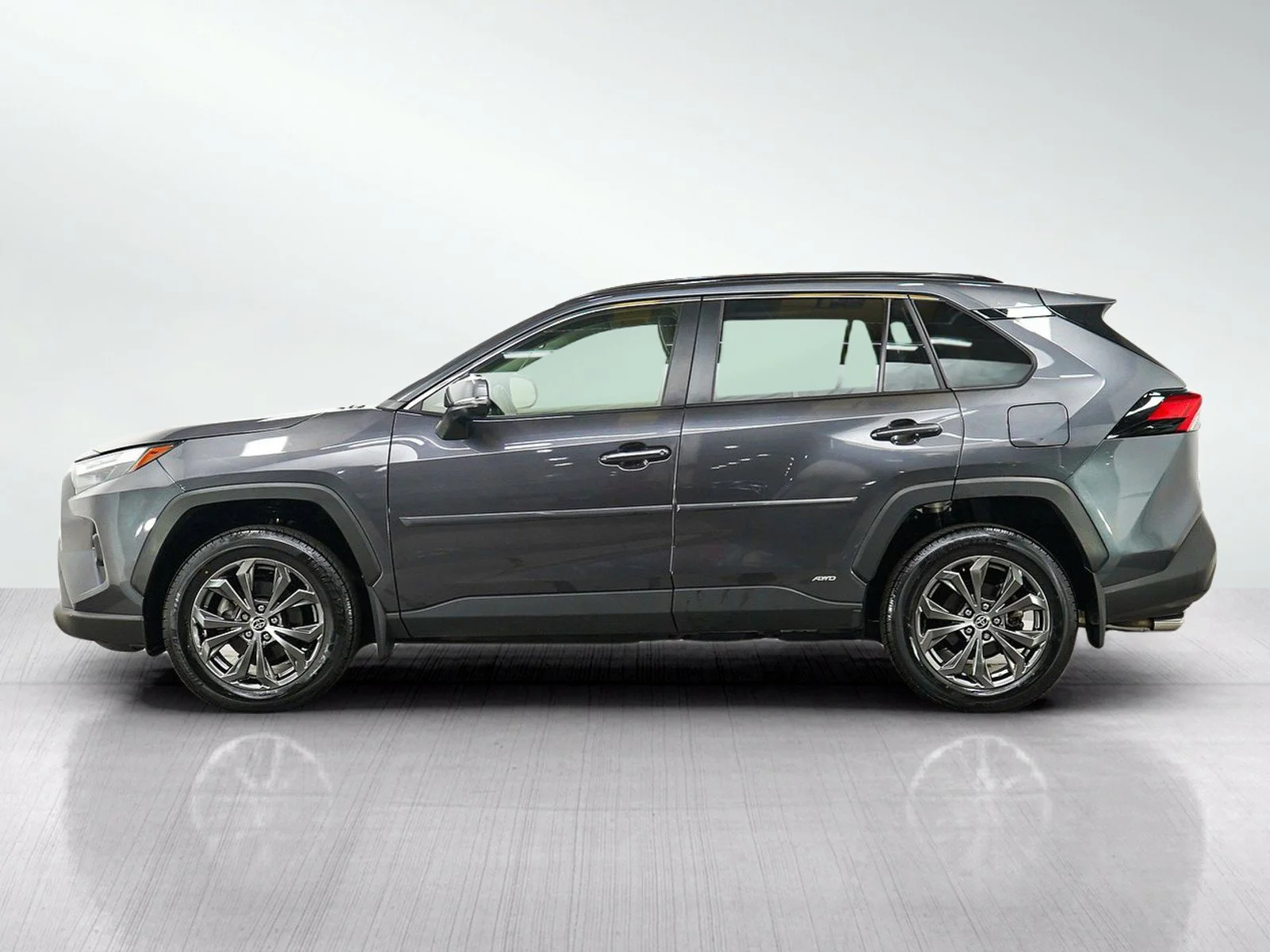 Used 2023 Toyota RAV4 XLE Premium with VIN JTMB6RFV7PJ029675 for sale in Wayzata, Minnesota