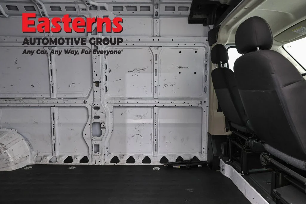 Used 2021 White Ram High Roof image 20