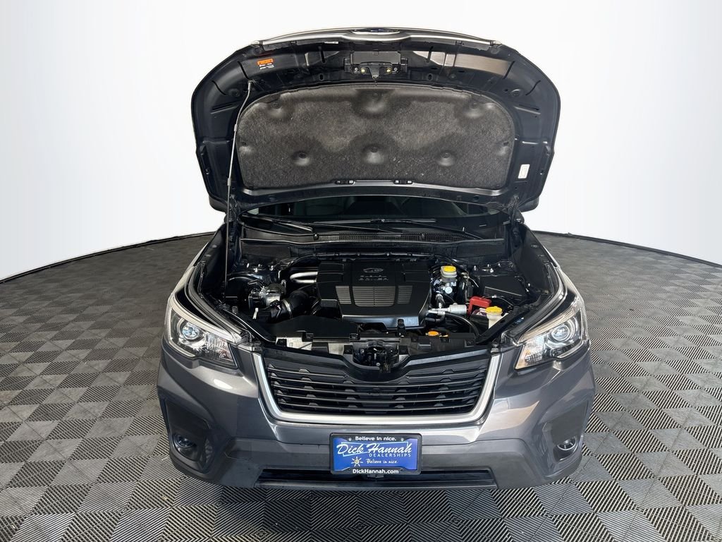 Used 2020 Gray Subaru Premium image 22