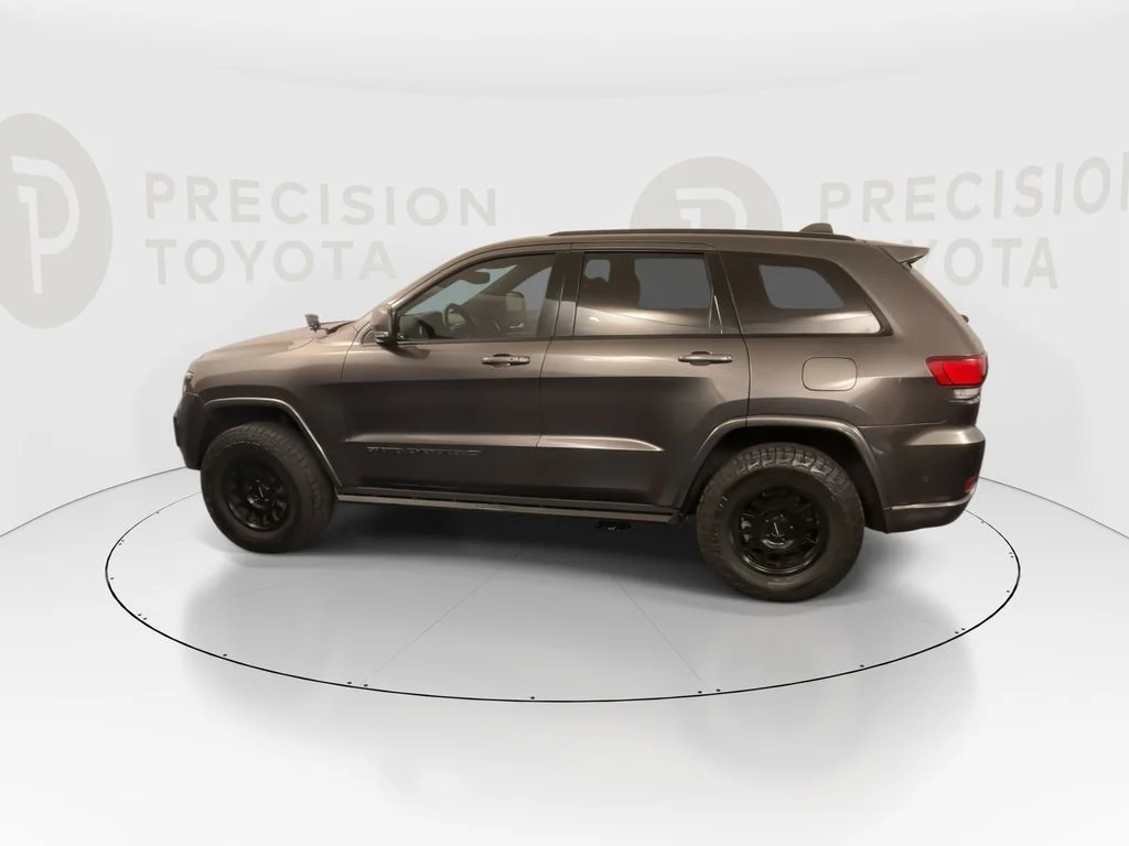 Used 2021 Granite Crystal Metallic Clearcoat Jeep Limited image 23