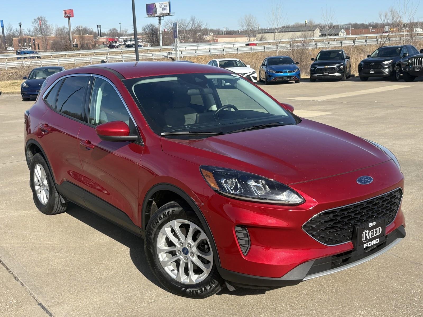 Used 2021 Ford Escape SE with VIN 1FMCU9G67MUA85543 for sale in Kansas City