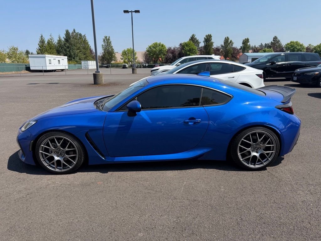 Used 2024 WR Blue Pearl Subaru Limited image 5