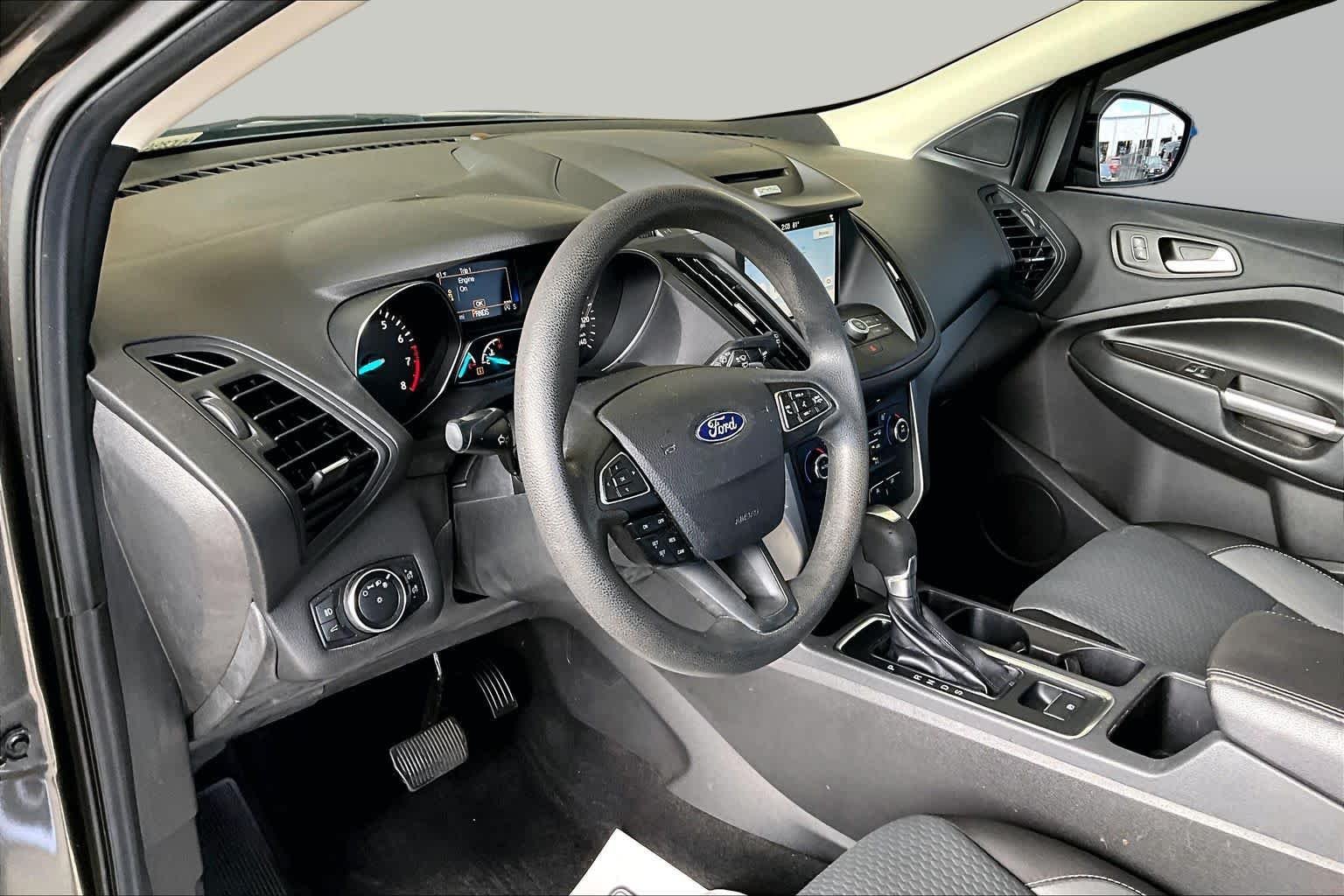 Used 2017 Magnetic Ford SE image 17