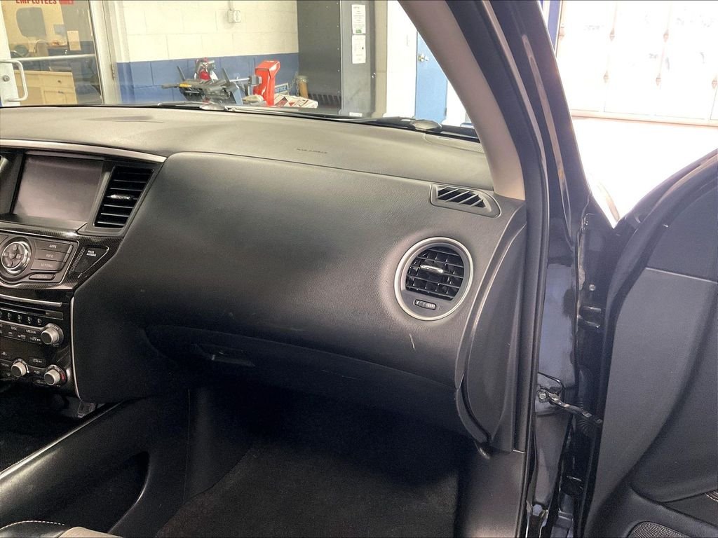 Used 2019 Black Nissan SV image 13
