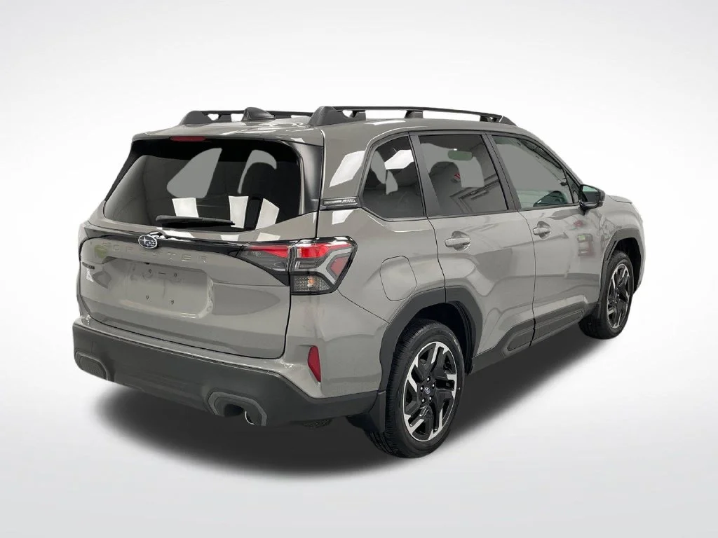 New 2026 RIVER ROCK PEARL Subaru Limited image 4
