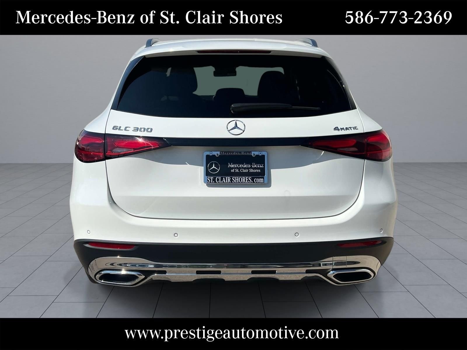 Certified Used 2025 White Mercedes-Benz GLC 300 image 5