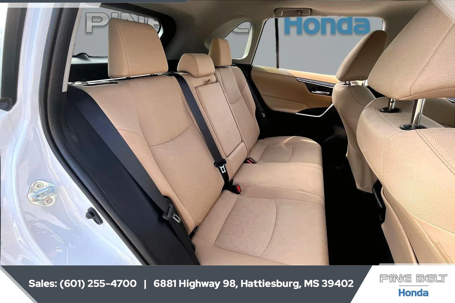 Used 2025 Ice Cap Toyota XLE image 20