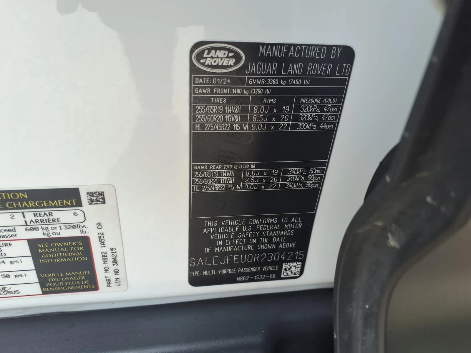 Certified Used 2024 Fuji White Land Rover S image 25