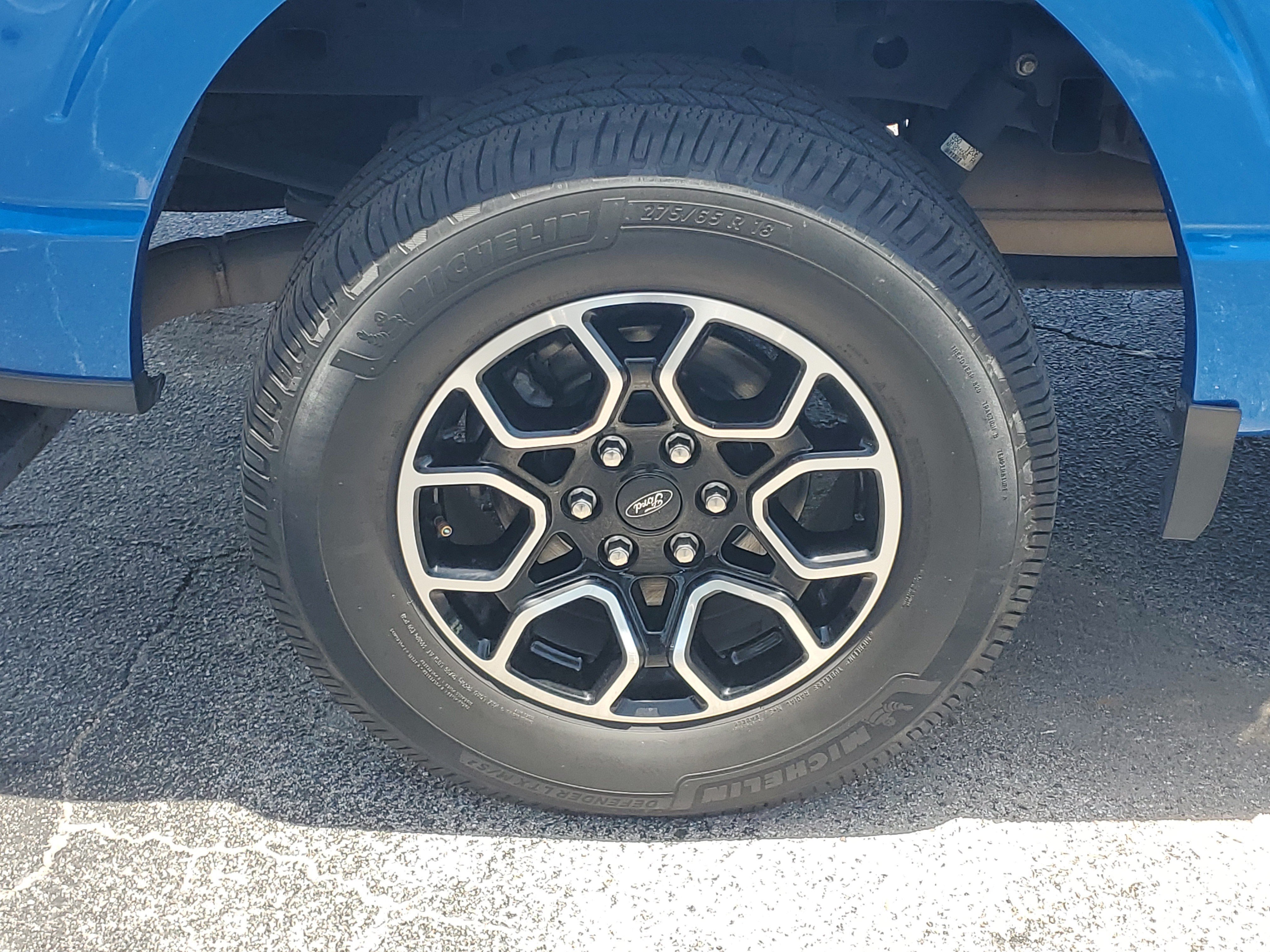 Used 2021 Blue Metallic Ford XLT image 9