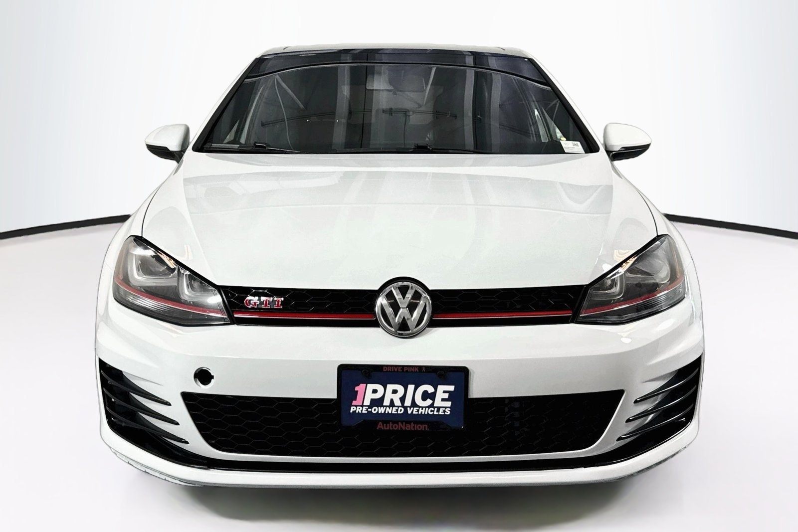 Used 2017 Pure White Volkswagen S image 2