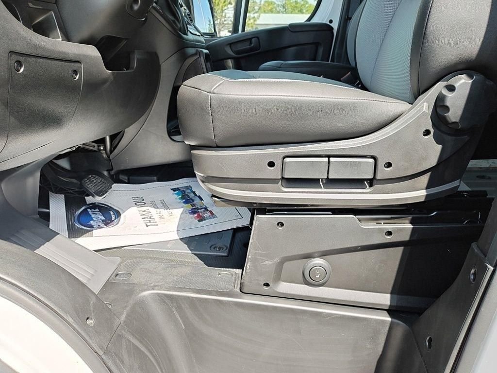 New 2026 Bright White Clearcoat RAM High Roof image 19