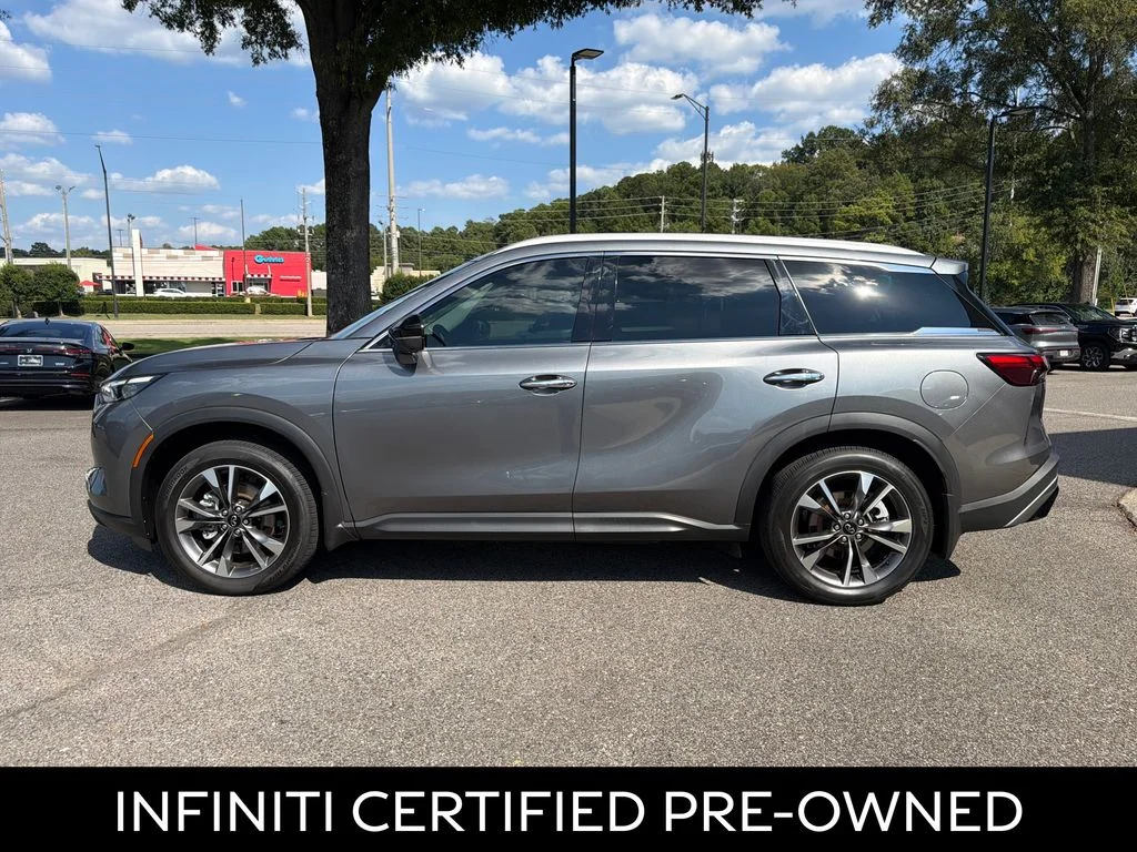 Certified Used 2023 Graphite Shadow INFINITI LUXE image 7