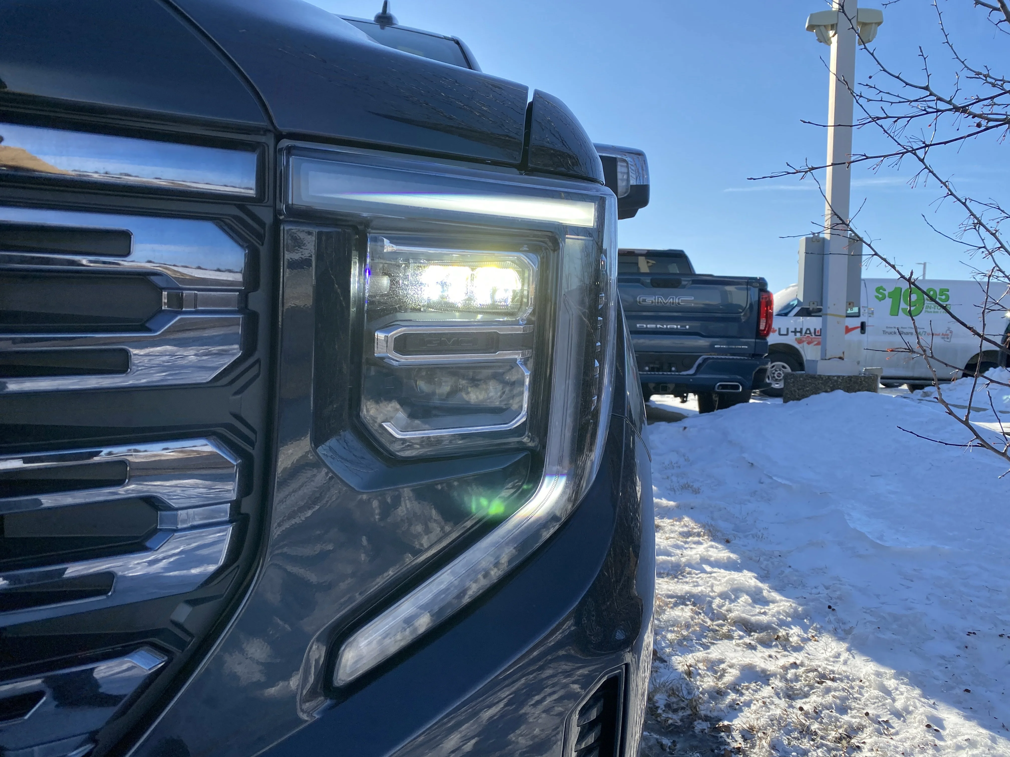 New 2026 TITANIUM RUSH METALLIC GMC Denali Ultimate image 4
