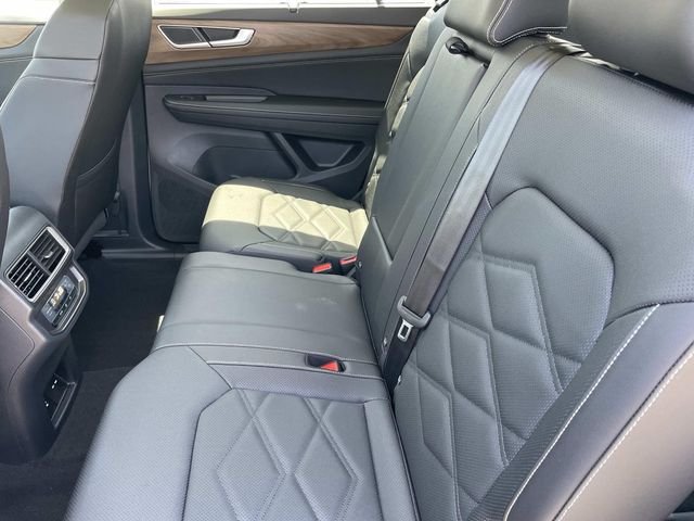 New 2026 White/off-white Volkswagen 2.0T SE w/Technology image 23