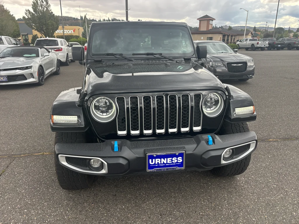 Used 2023 Black Clearcoat Jeep Sahara image 3