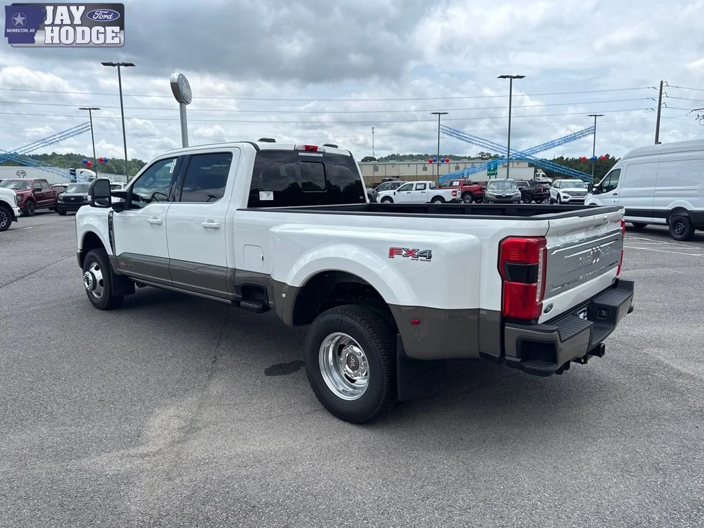 New 2026 Star White Metallic Tri-Coat Ford F-350® King Ranch® image 5