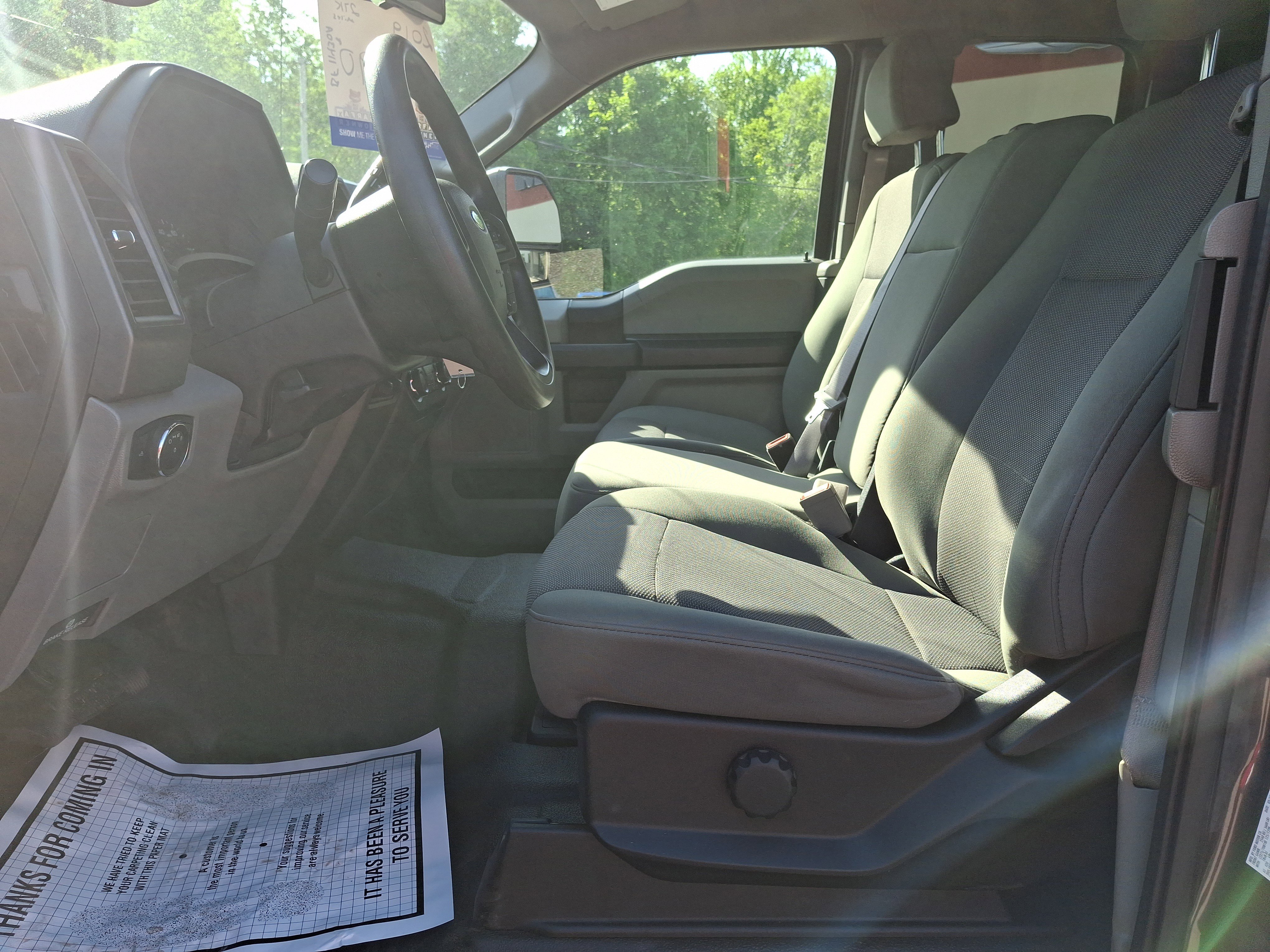Used 2019 MAGNETIC Ford XL image 11
