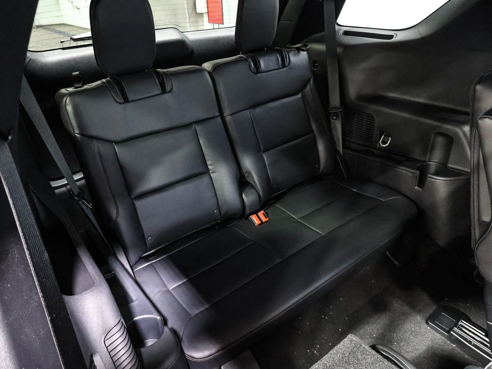 2026 Ford Explorer ST-Line - Photo 25
