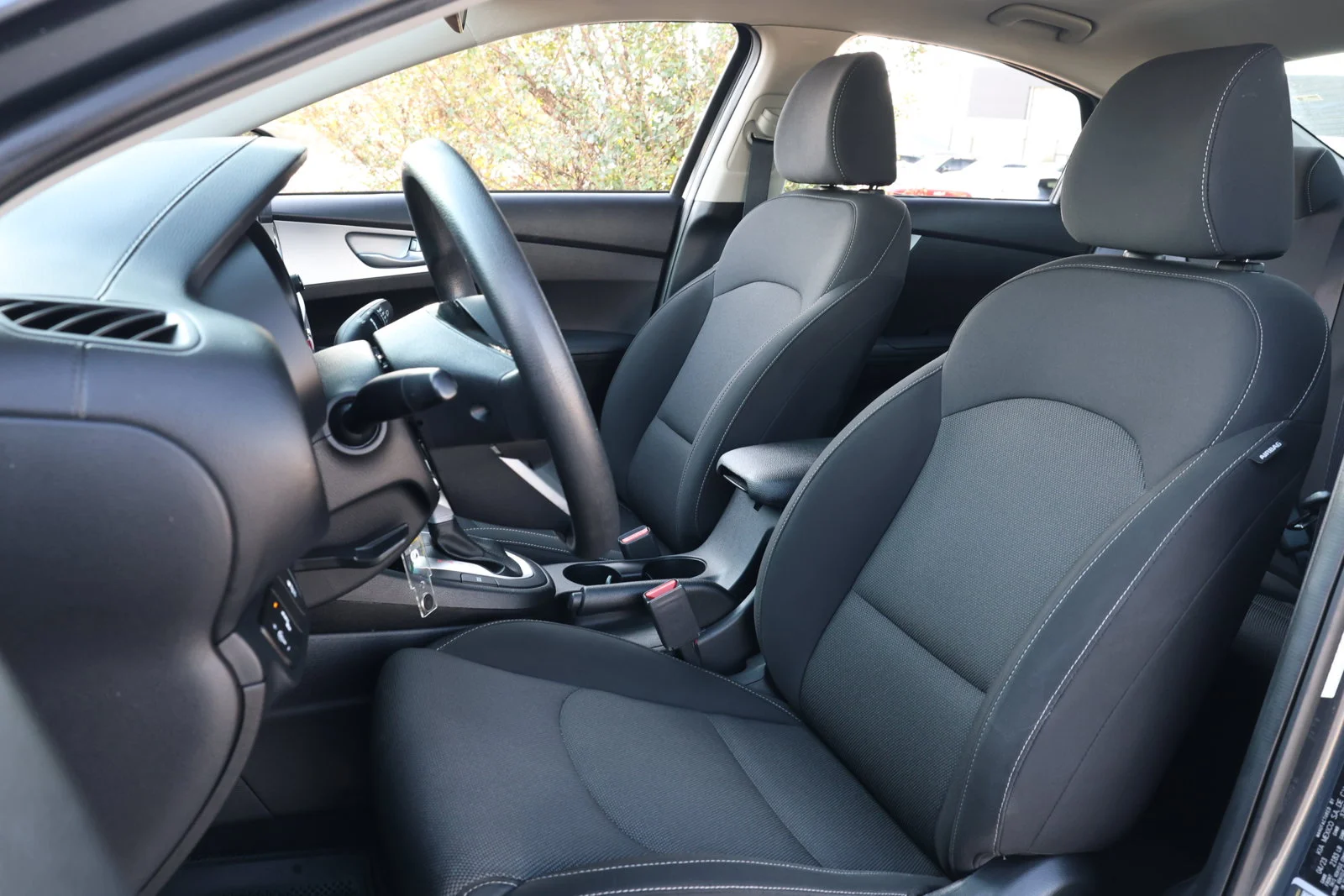 Used 2023 Gray Kia LXS image 27