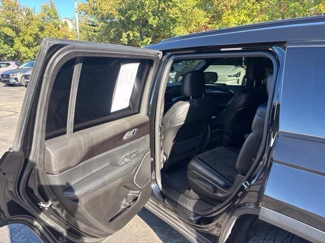 Used 2021 Diamond Black Jeep Altitude image 25