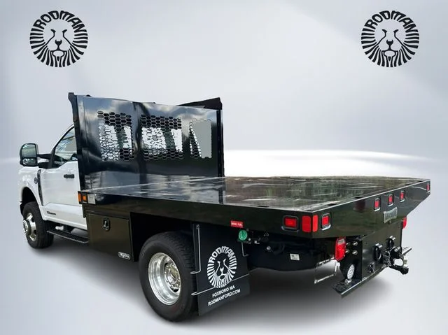 2024 Ford F-350 Super Duty Chassis Cab XL - Photo 7