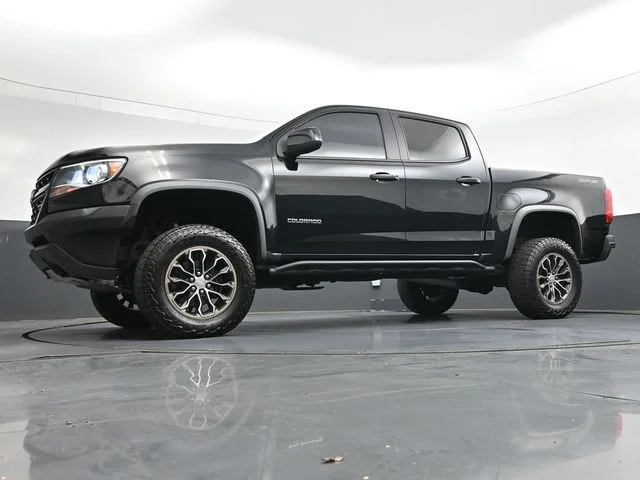 Used 2018 Black Chevrolet ZR2 image 40