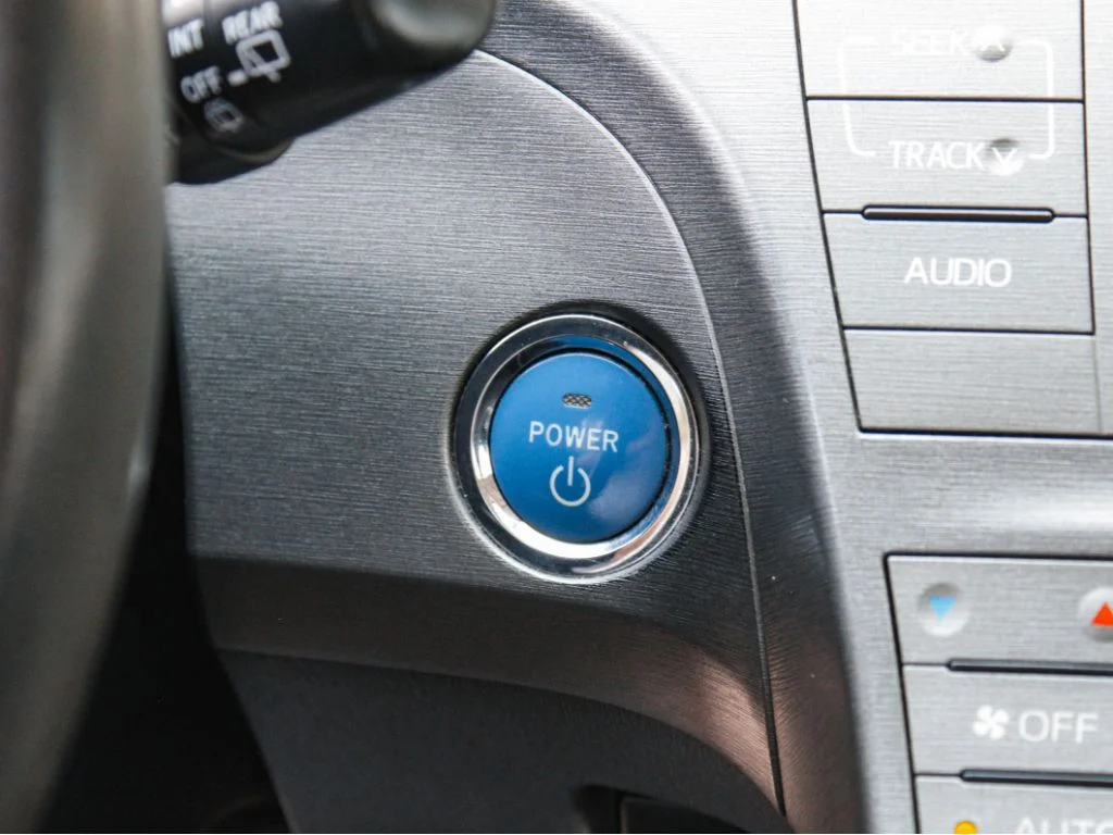 Used 2012 White Toyota One image 18