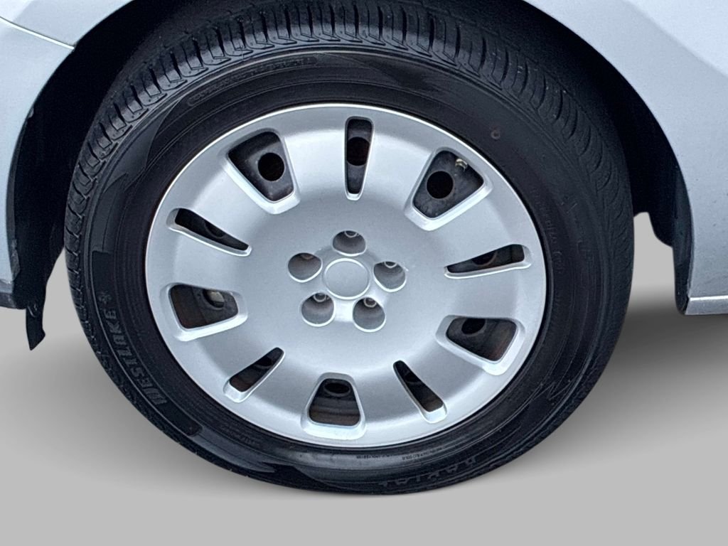 Used 2021 Silver Ram SLT image 17