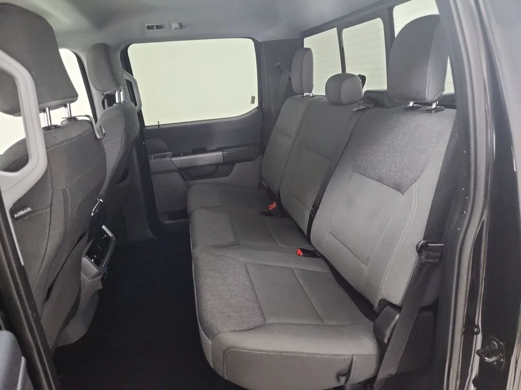 Used 2024 Black Ford XLT image 24