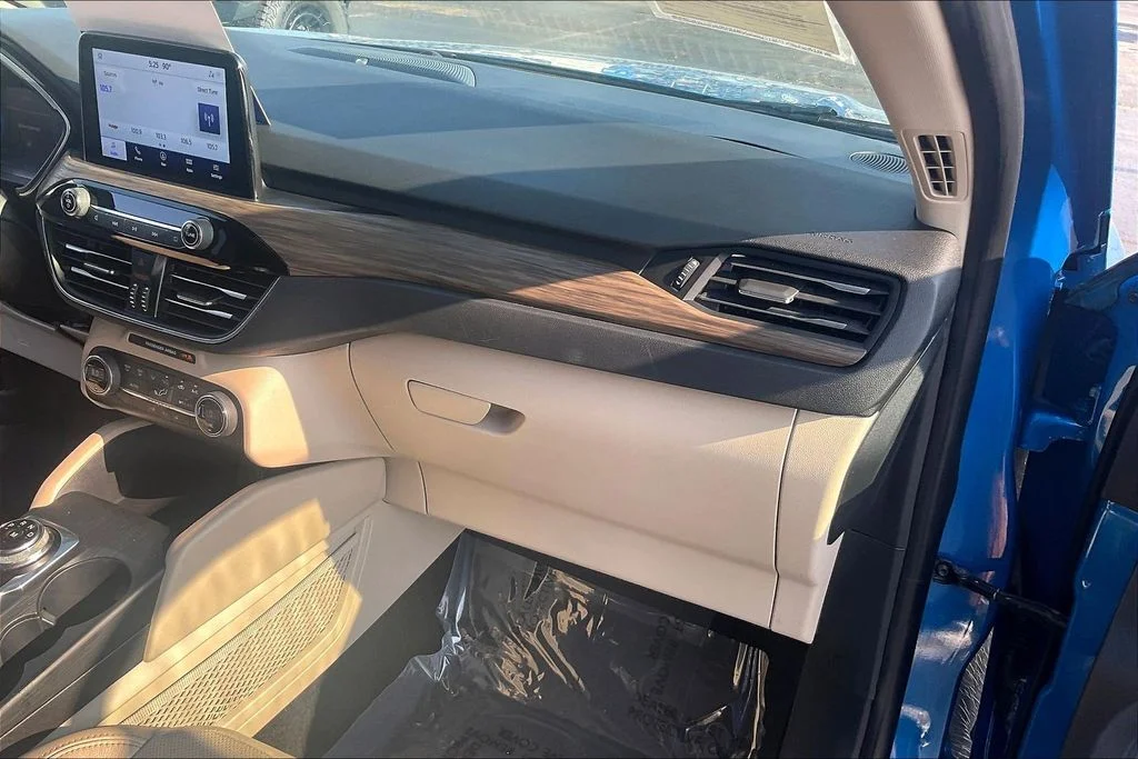 Used 2020 Blue Ford Titanium image 15