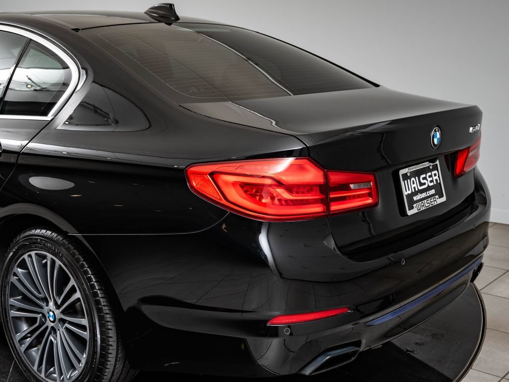 Used 2019 Jet Black BMW 540i image 19