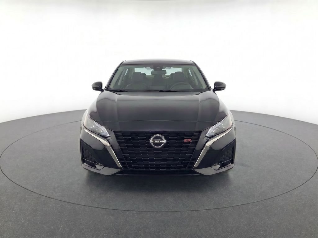 Used 2024 Black Nissan 2.5 SR image 8