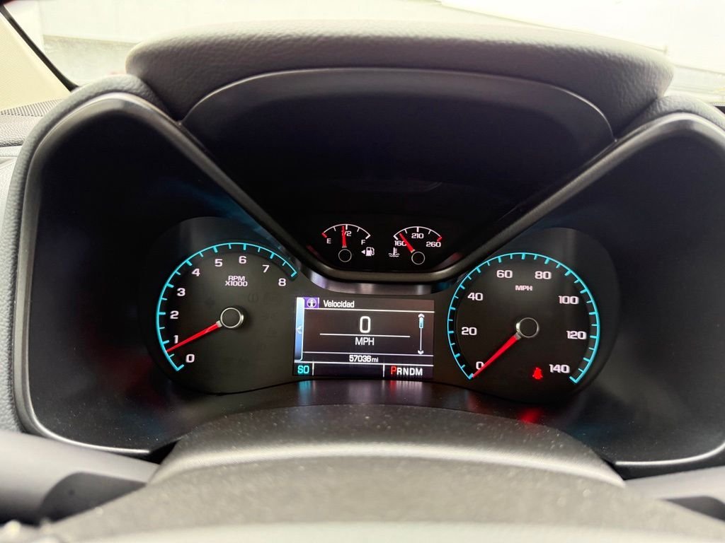 Used 2016 Summit White Chevrolet Z71 image 10