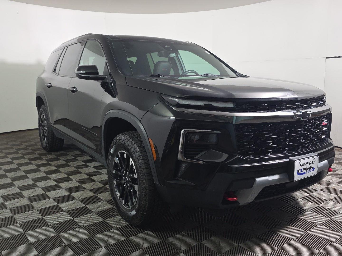 Used 2024 Mosaic Black Metallic Chevrolet AWD Z71 image 9