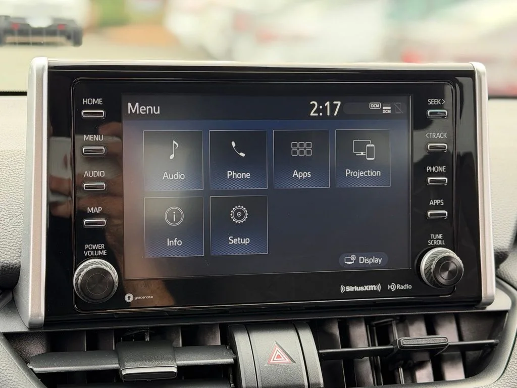 Used 2021 Silver Toyota XLE image 15