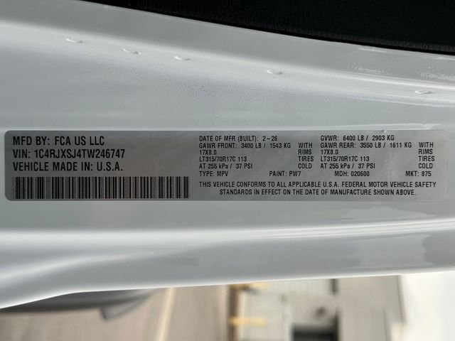 New 2026 Bright White Clear-Coat Exterior Paint Jeep 392 Moab image 41
