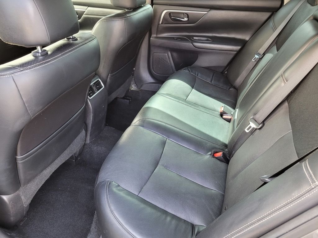 Used 2017 Gray Nissan 2.5 SL image 11