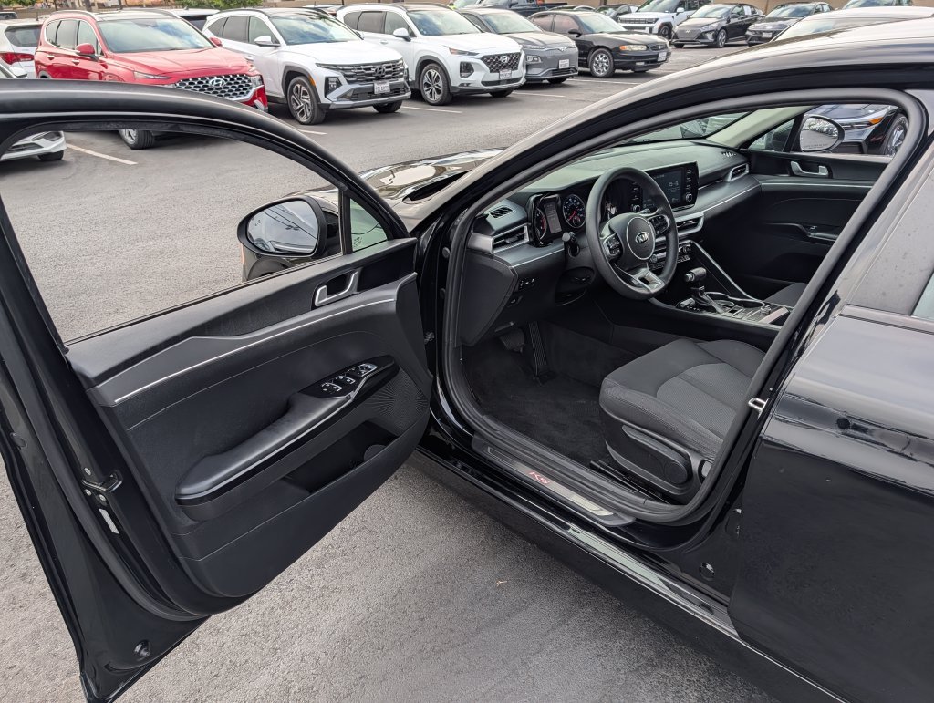 2021 Kia K5 LXS - Photo 31