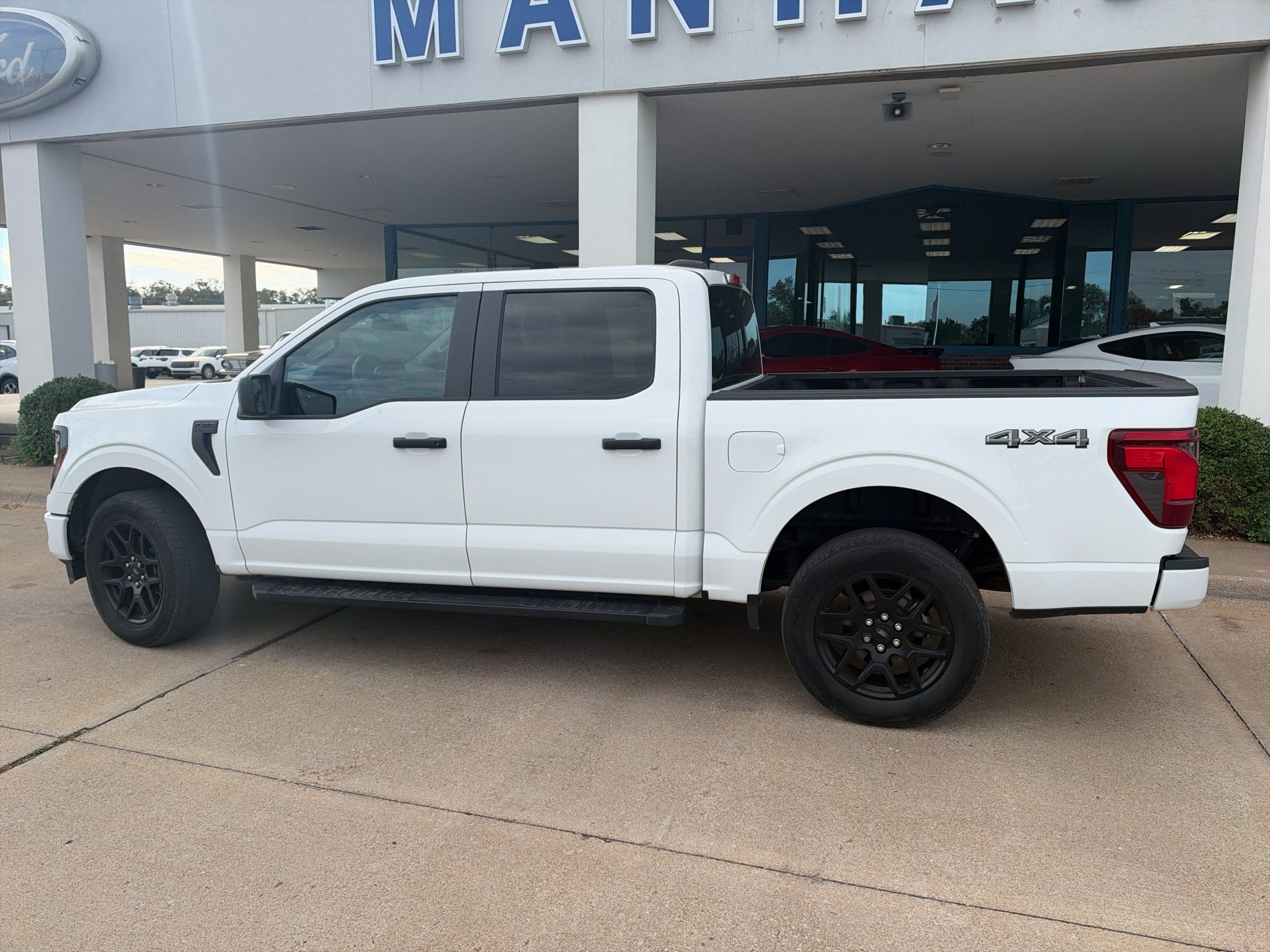 Used 2024 Oxford White Ford STX image 9