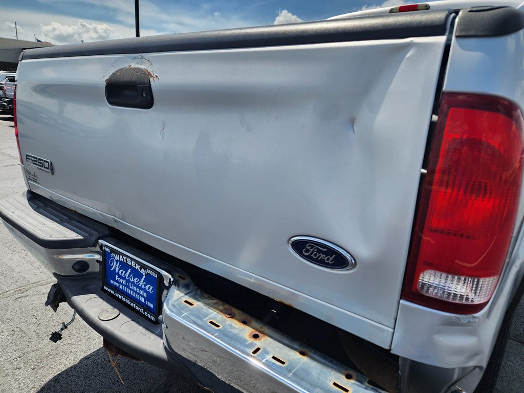 Used 2006  Ford  image 8