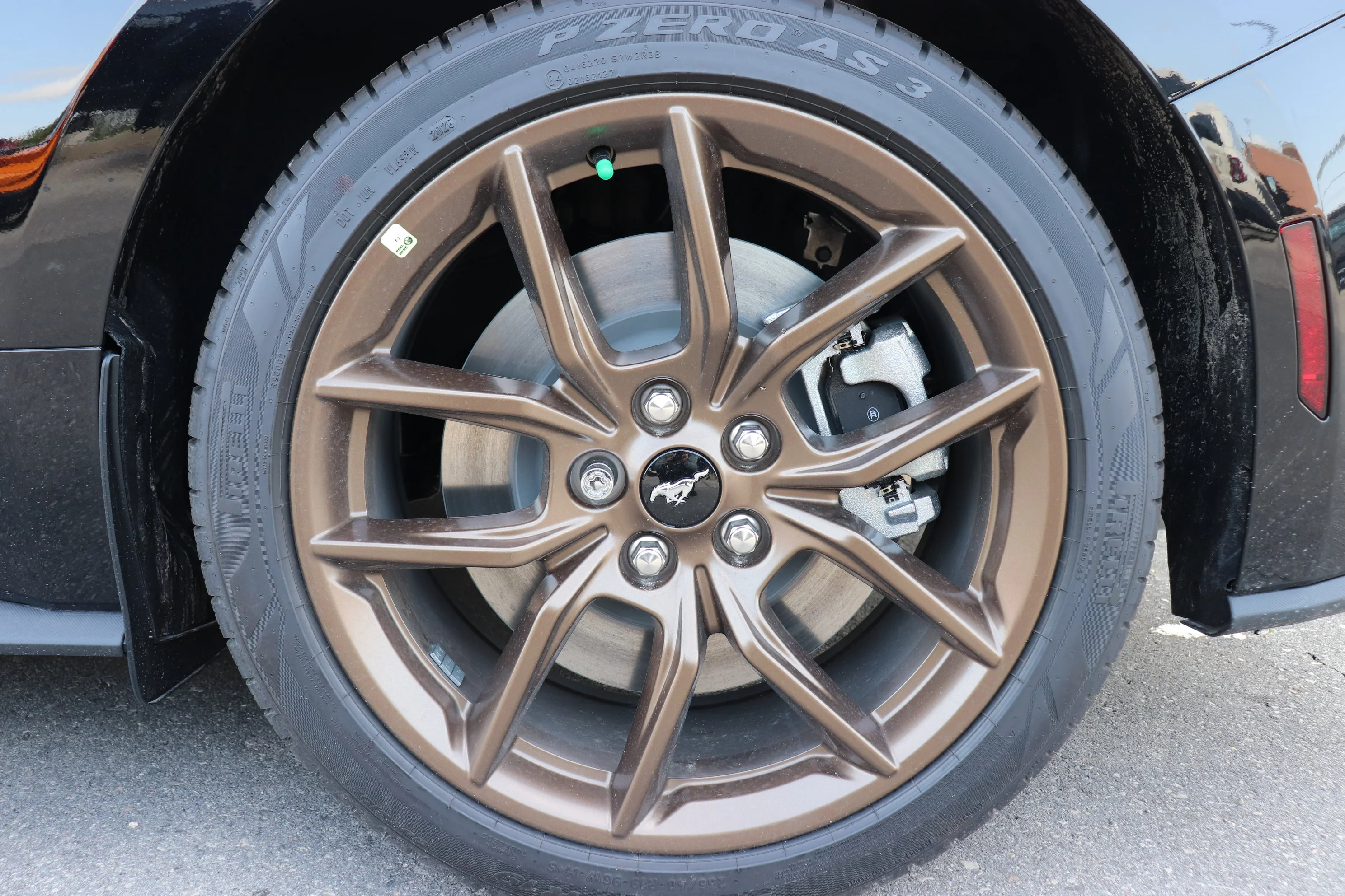 New 2026 SHADOW BLACK Ford GT Premium image 6