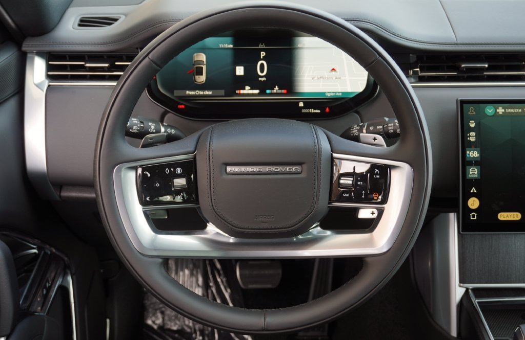 New 2026 Santorini Black Land Rover SE image 14