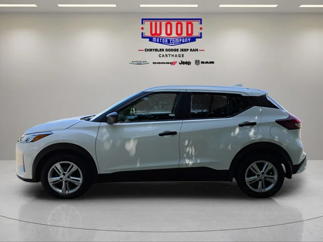 Used 2025 Fresh Powder Nissan S image 5
