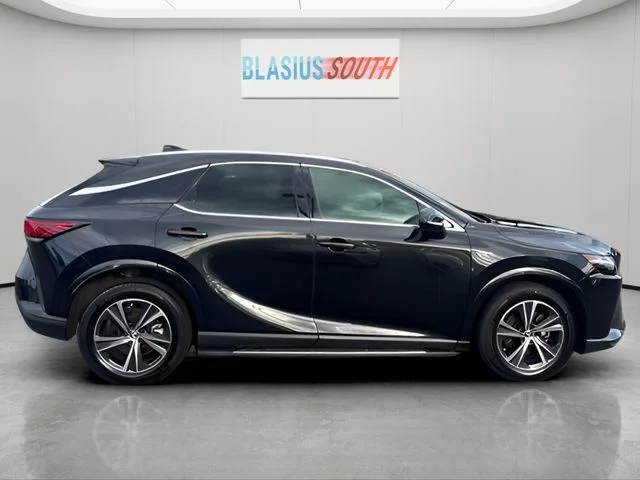 Used 2024 Black Lexus 350 Premium image 2