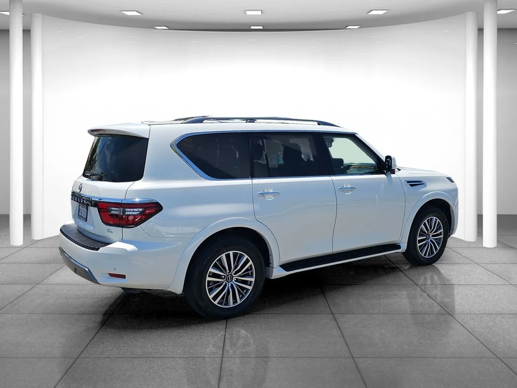 Used 2023 White Nissan SL image 5